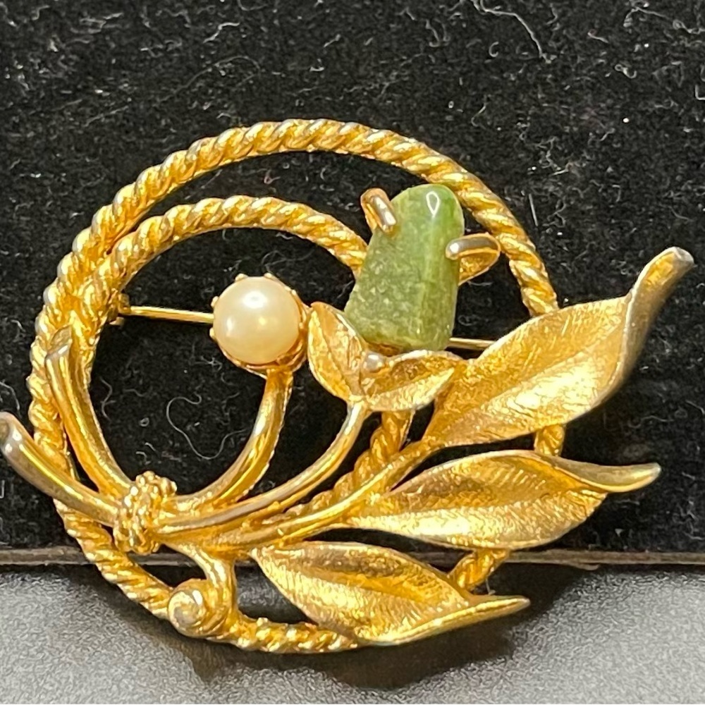 Vintage Sarah Coventry Brooch